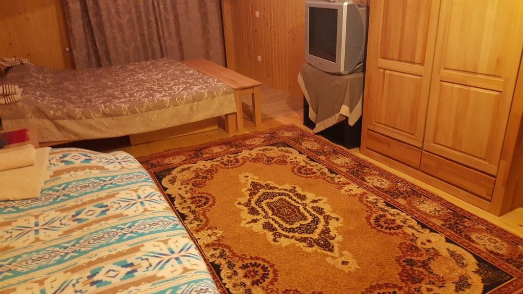 Guest House In Carpathians Migovo Bagian luar foto