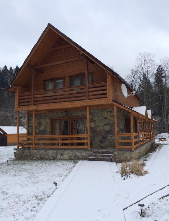 Guest House In Carpathians Migovo Ruang foto