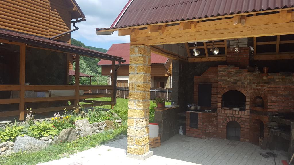 Guest House In Carpathians Migovo Bagian luar foto
