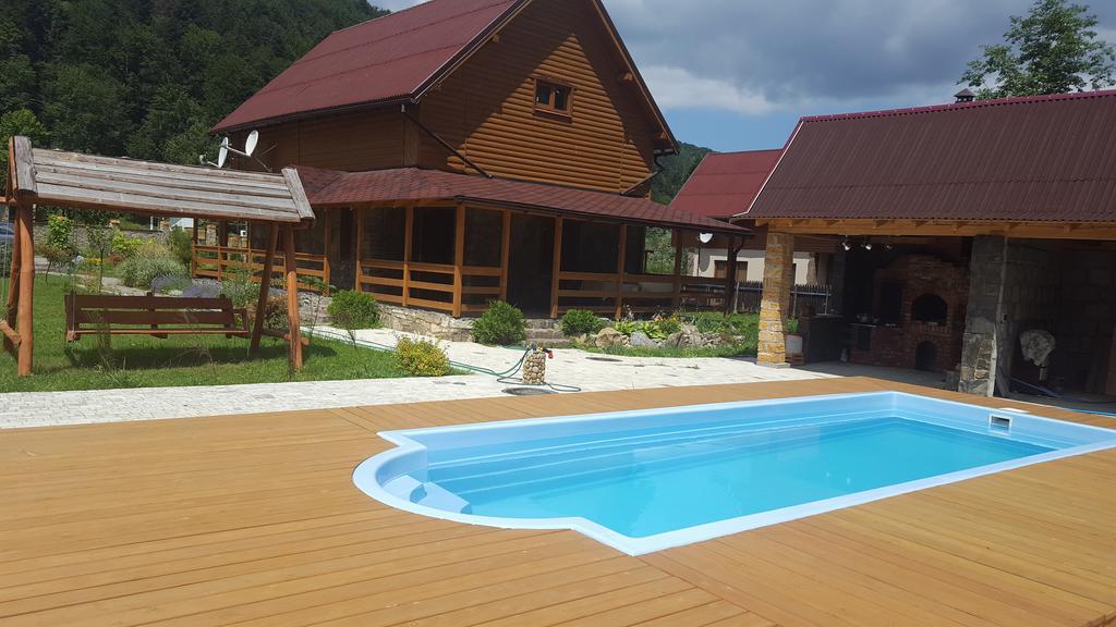 Guest House In Carpathians Migovo Bagian luar foto